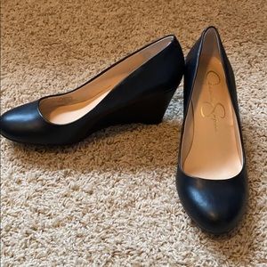 Jessica Simpson black wedge pumps 7.5